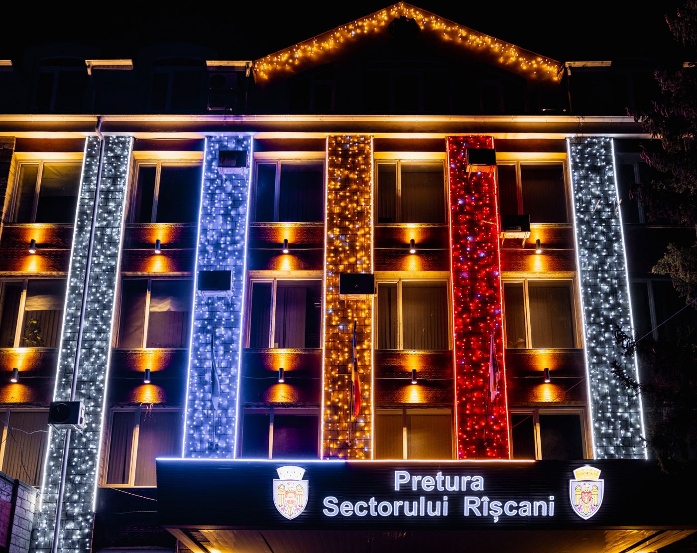 Pretura Rîșcani - Amenajare Festivă — fotografia 2